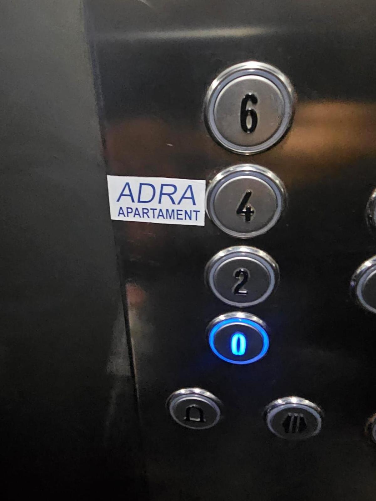 Adra'S Apartment Shkodër Екстериор снимка